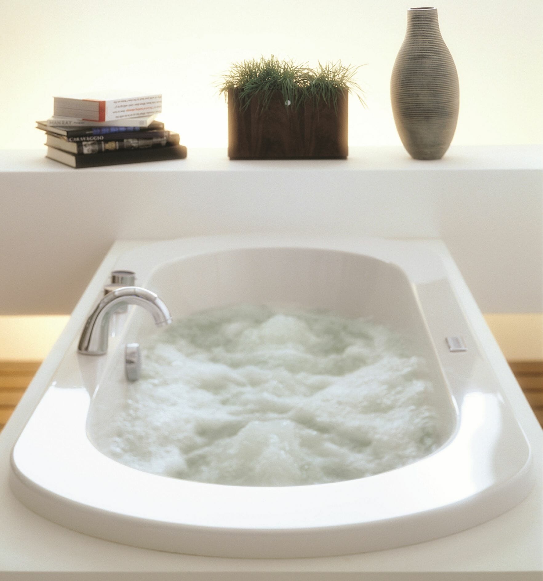 Jacuzzi Bath and Whirlpool Bath Display Showroom